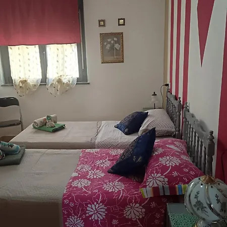 Sweethome Апартаменты *